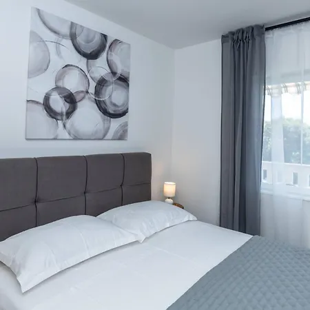 Pasko Apartment *